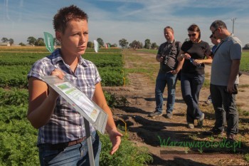 Katarzyna Gładka scharakteryzował przebieg doświadczeń na poletkach pokazowych 