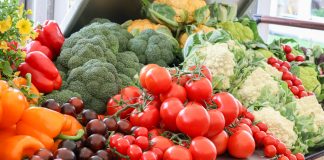 Owoce i warzywa w diecie seniora