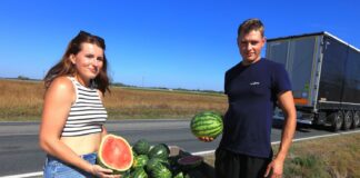 Polskie arbuzy za 5 zł. Natalia i Dawid znaleźli sposób na sprzedaż plonu